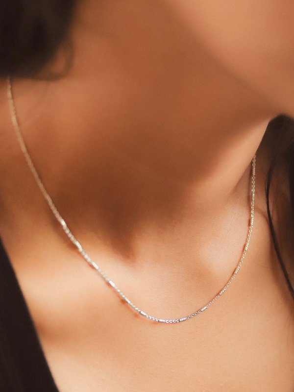 Dash Necklace in Silver