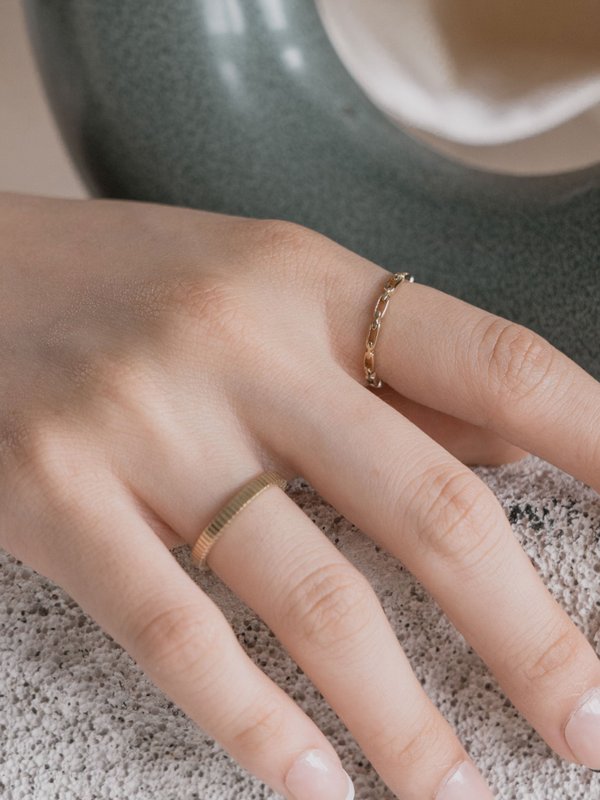 Lynk Ring in Champagne Gold