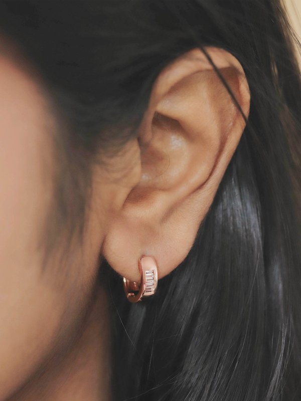 Quartet Ear Huggers - White Topaz in Rose Gold
