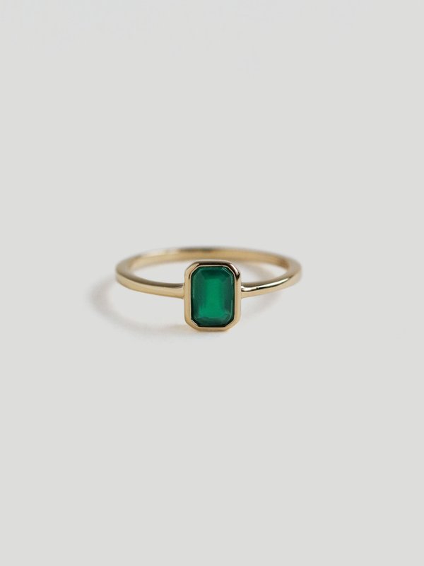1940 Ring - Green Onyx in Champagne Gold