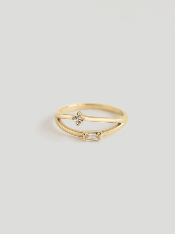 Duet Ring - White Topaz in Champagne Gold