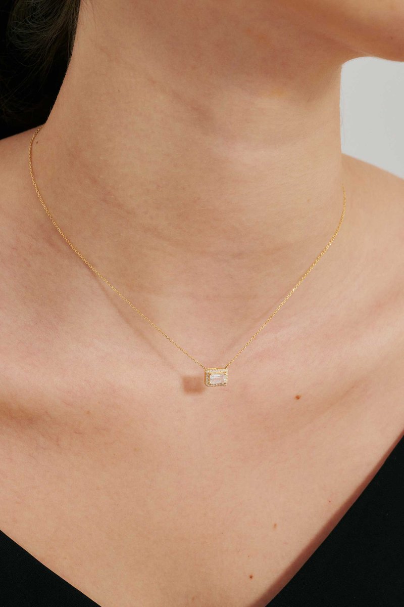 Gemme 14K Gold Necklace with Morganite & Diamond