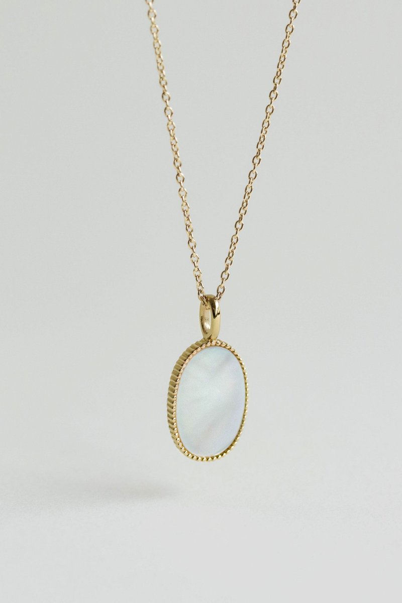 Naya Gold Necklace with Mother of Pearl