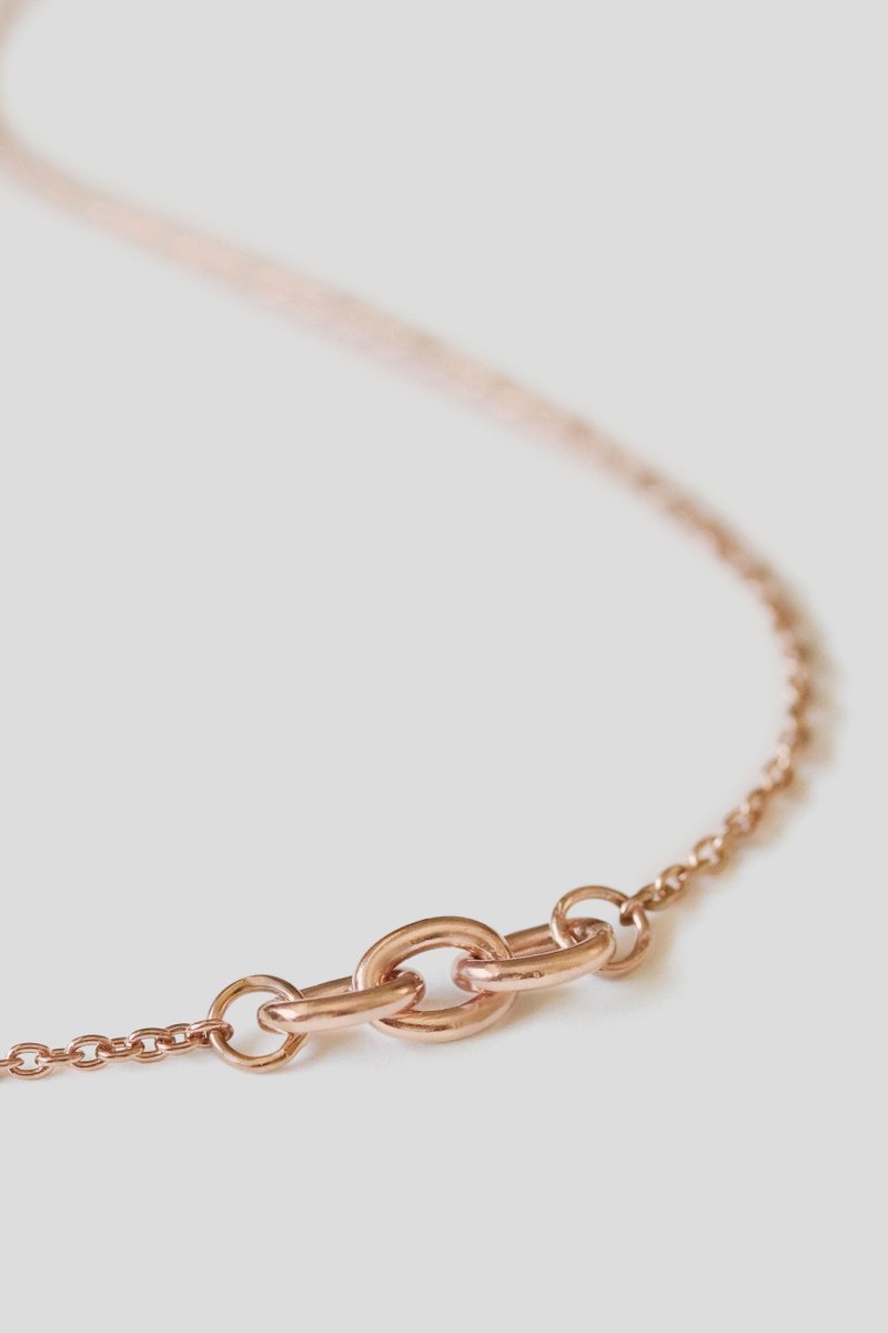 Lynk Rose Gold Necklace