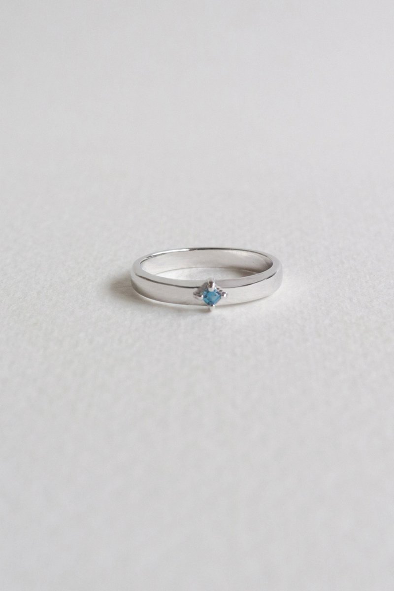 Khloe Silver Ring with London Blue Topaz