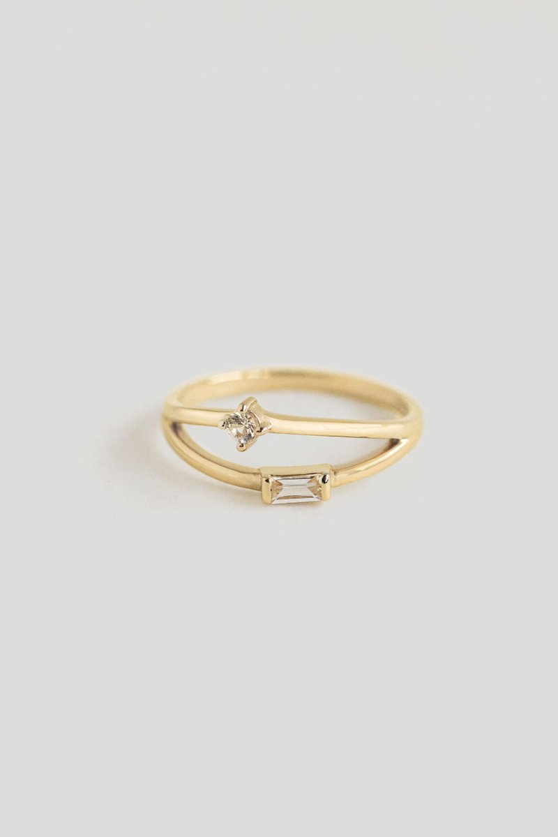 Duet Gold Ring with White Topaz