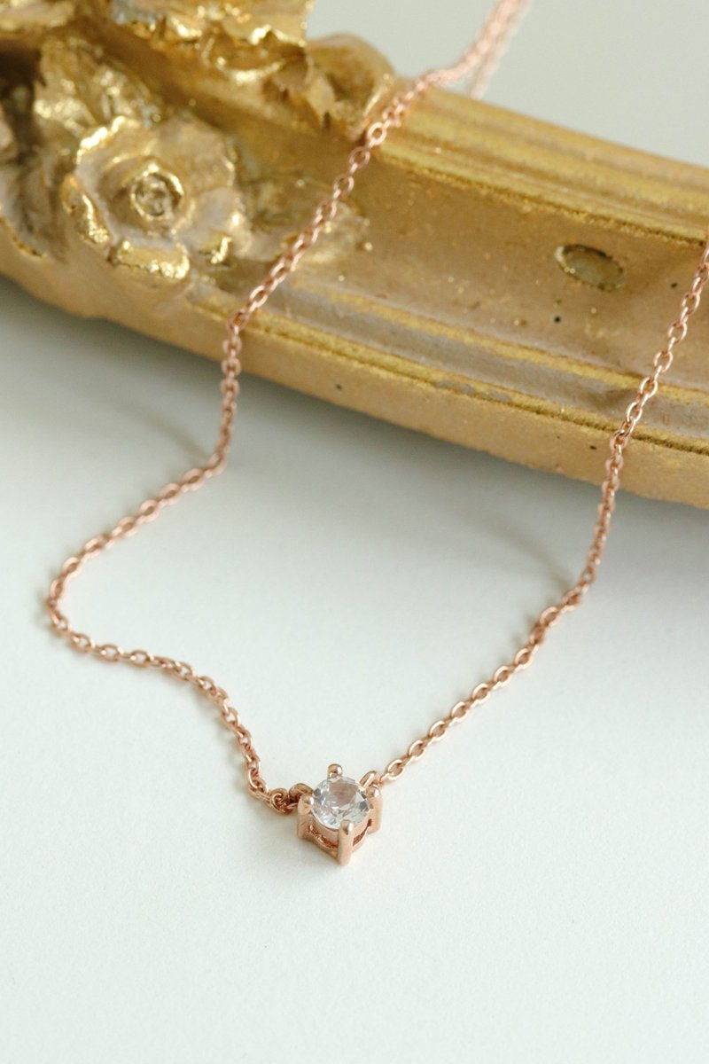 Dew Rose Gold Necklace with White Topaz
