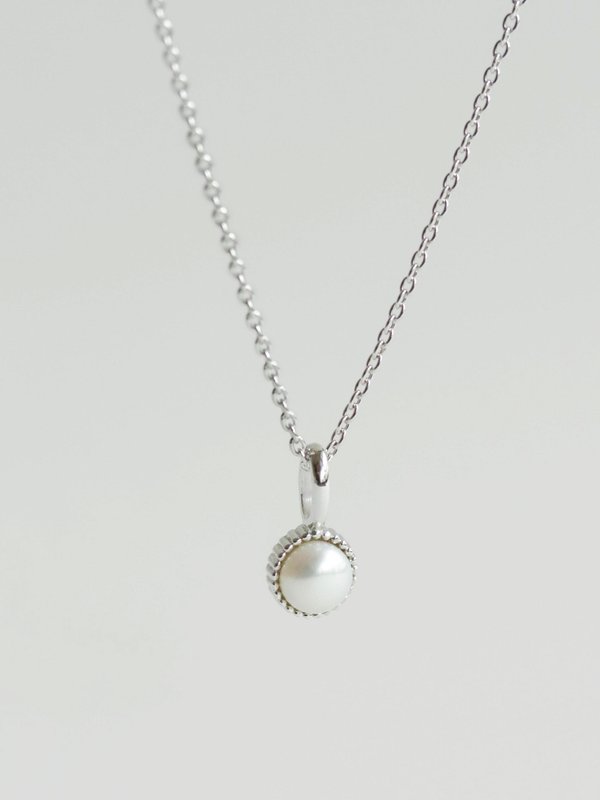 Nyssa Necklace - Freshwater Pearl in Silver