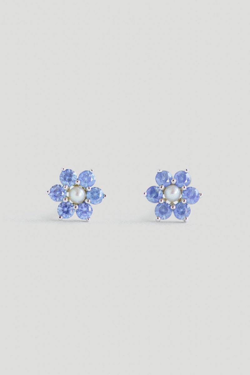 Daisy 14K White Gold Ear Studs with Blue Sapphire & Freshwater Pearl