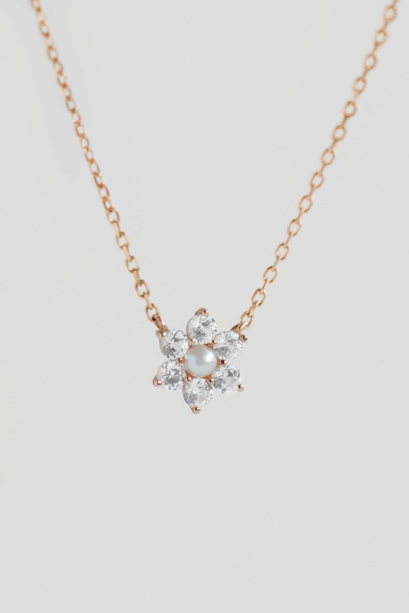 Daisy Rose Gold Necklace with White Sapphire and Freshwater Pearl