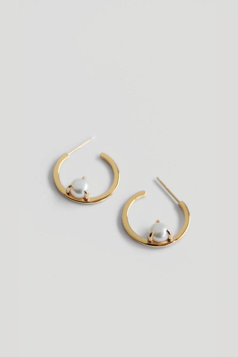 Nadine Gold Hoops with Freshwater Pearl