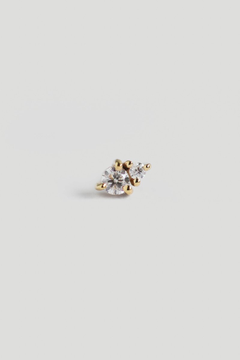 Diadem 14k Gold Threaded Labret Earrings with Diamonds