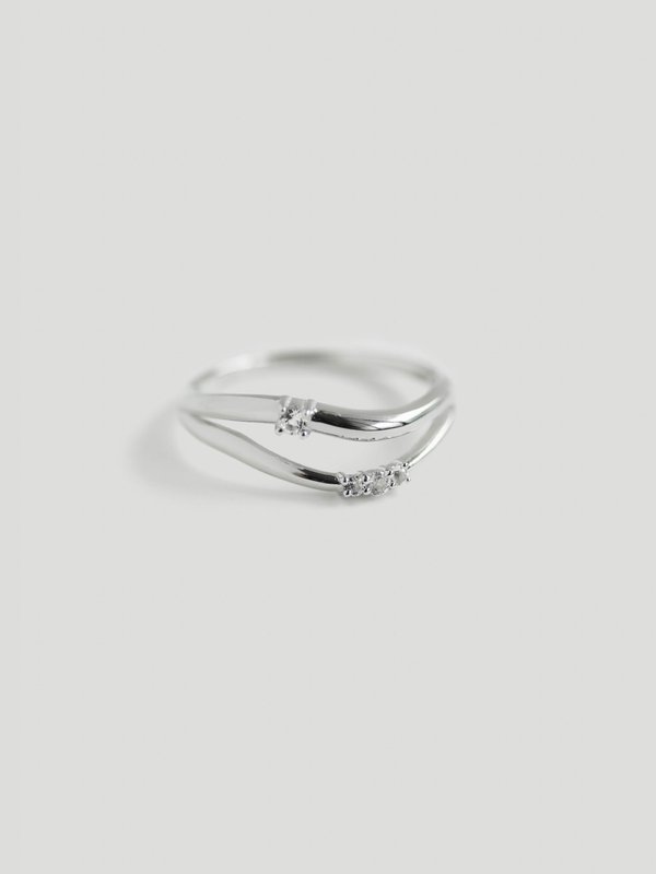Paris Ring - White Topaz in Silver