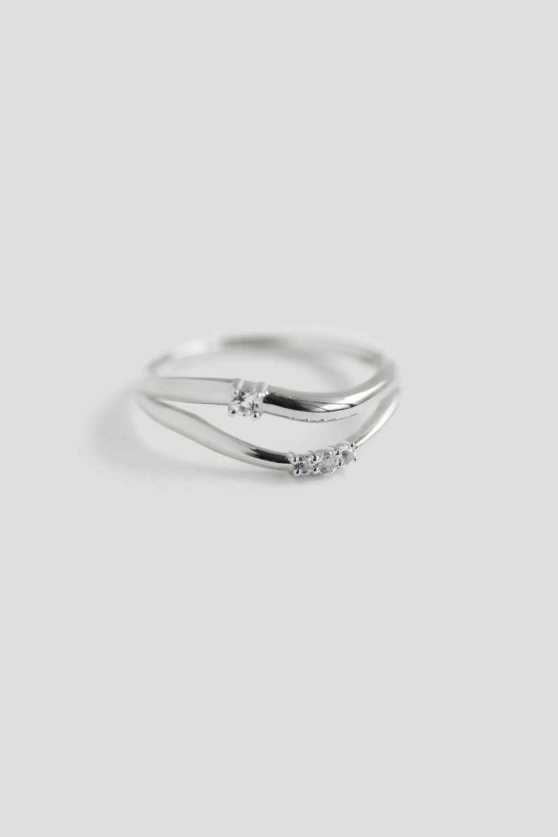 Paris Silver Ring with White Topaz