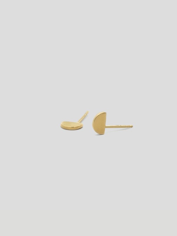 3D Crescent Ear Studs in Champagne Gold