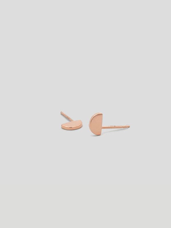 3D Crescent Ear Studs in Rose Gold