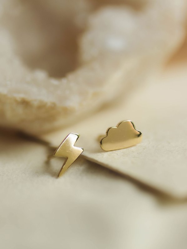 Weather Ear Studs in Champagne Gold