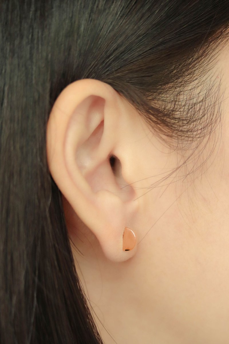 3D Crescent Rose Gold Ear Studs